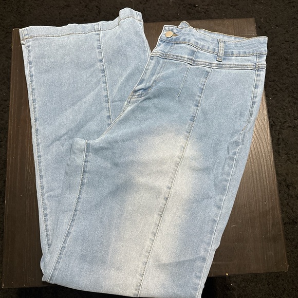 SHEIN Denim - SHEIN Light Blue Denim Jeans